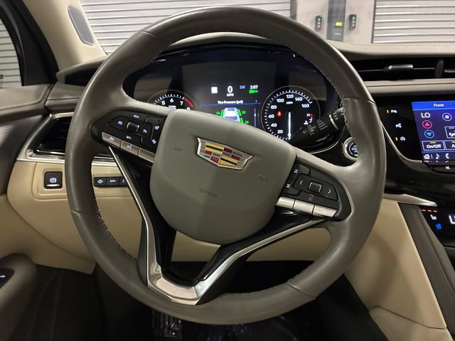 Certified 2023 Cadillac XT6 Premium Luxury w/ Technology Package FWD image 14