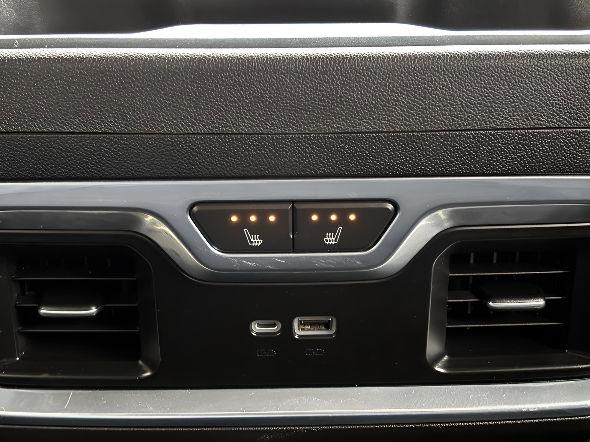 Used 2022 Chevrolet Silverado 1500 High Country image 58