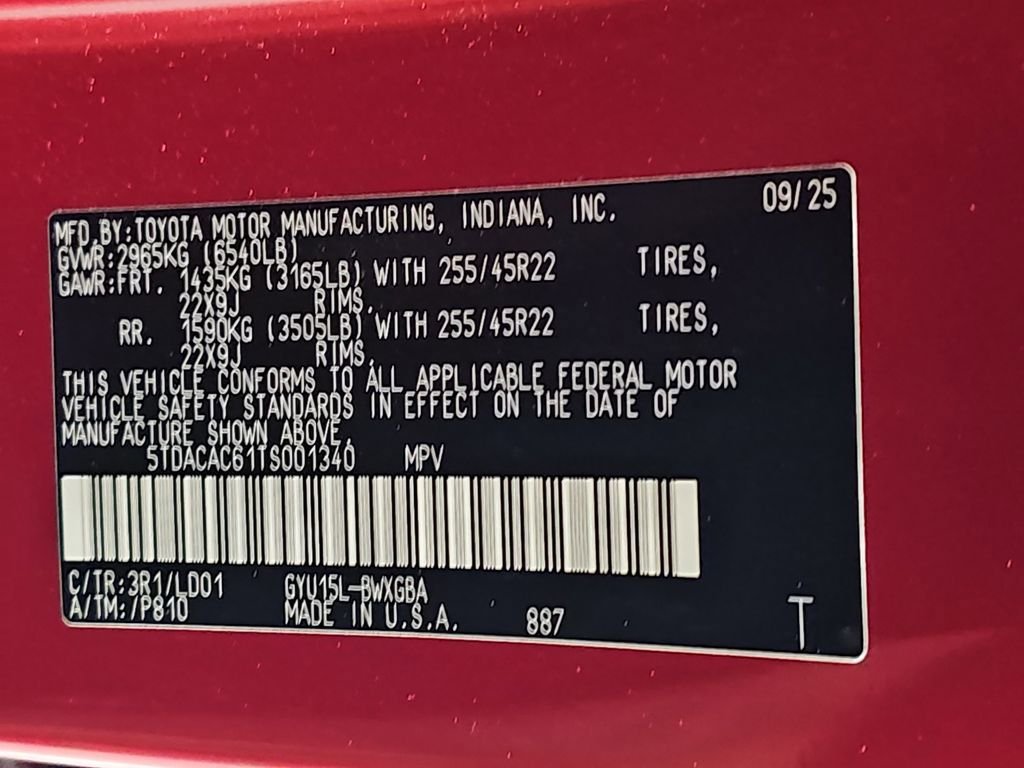 Used 2026 Lexus TX 550h AWD Plug-In Hybrid image 38