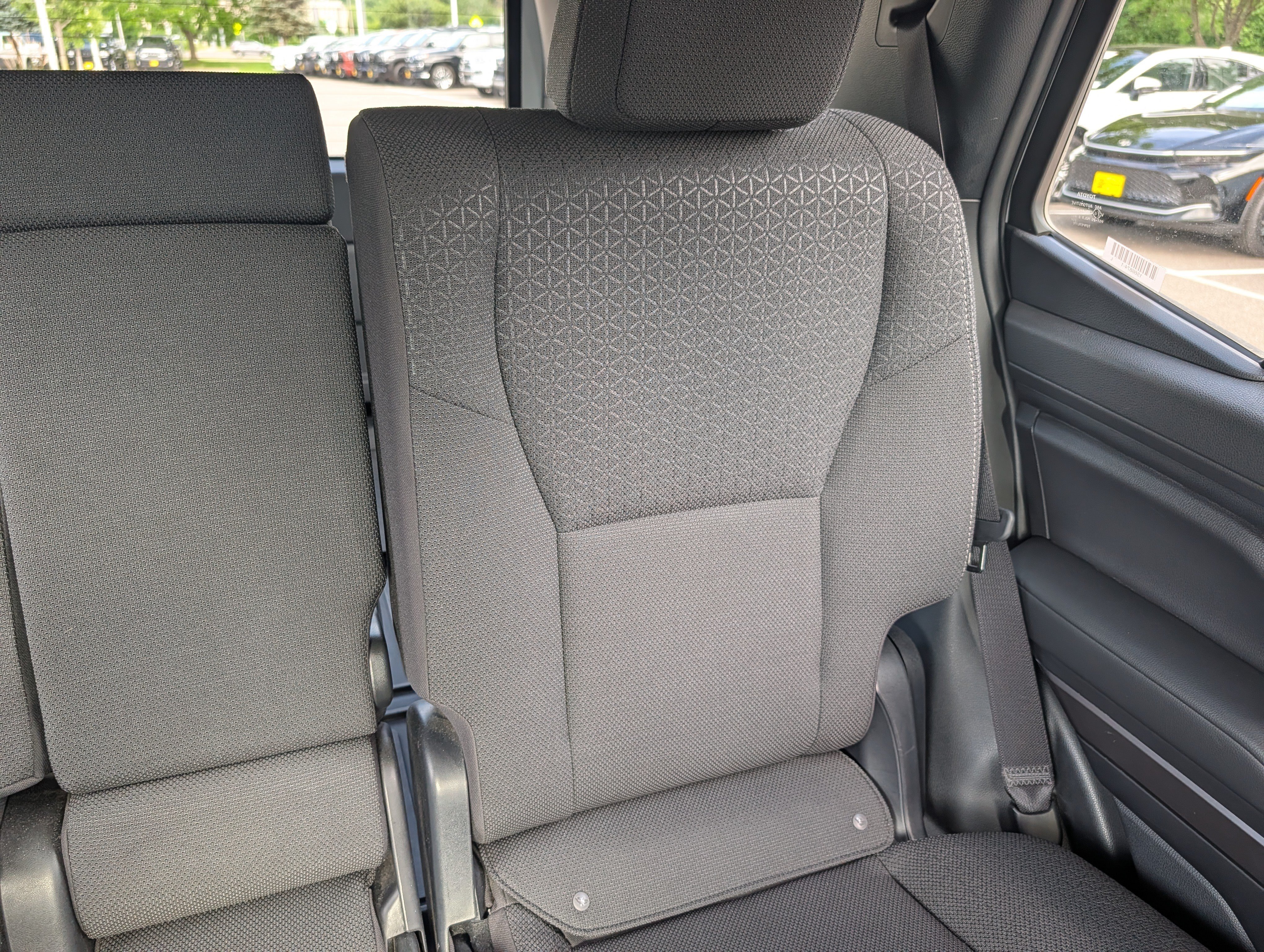 Certified 2025 Toyota 4Runner SR5 AWD/4WD image 14
