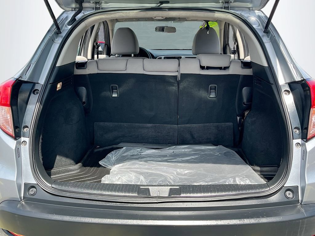 Used 2017 Honda HR-V LX image 23