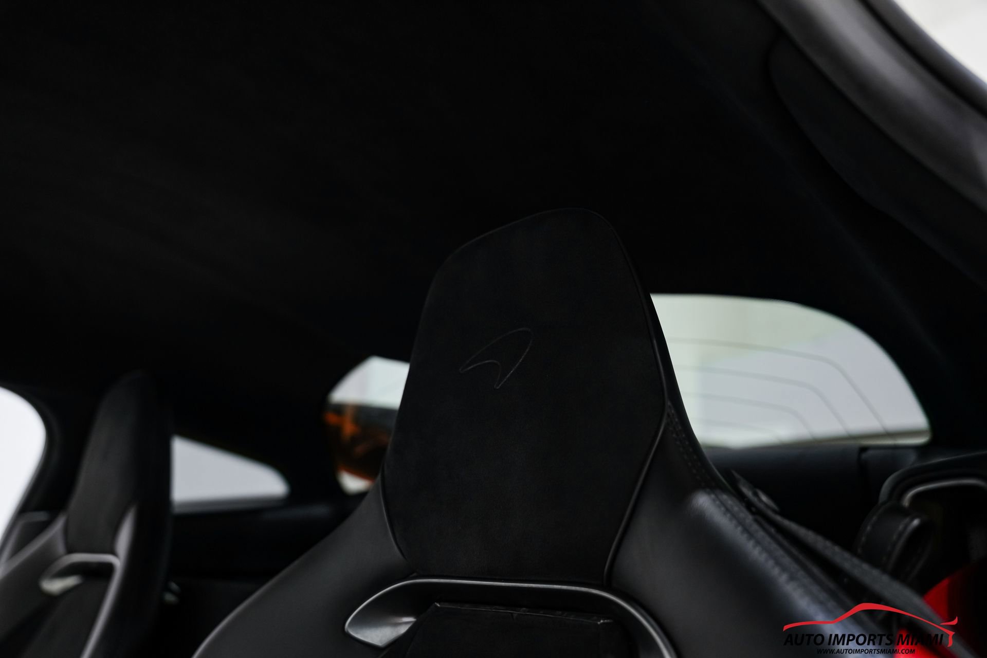 Used 2023 McLaren Artura image 42