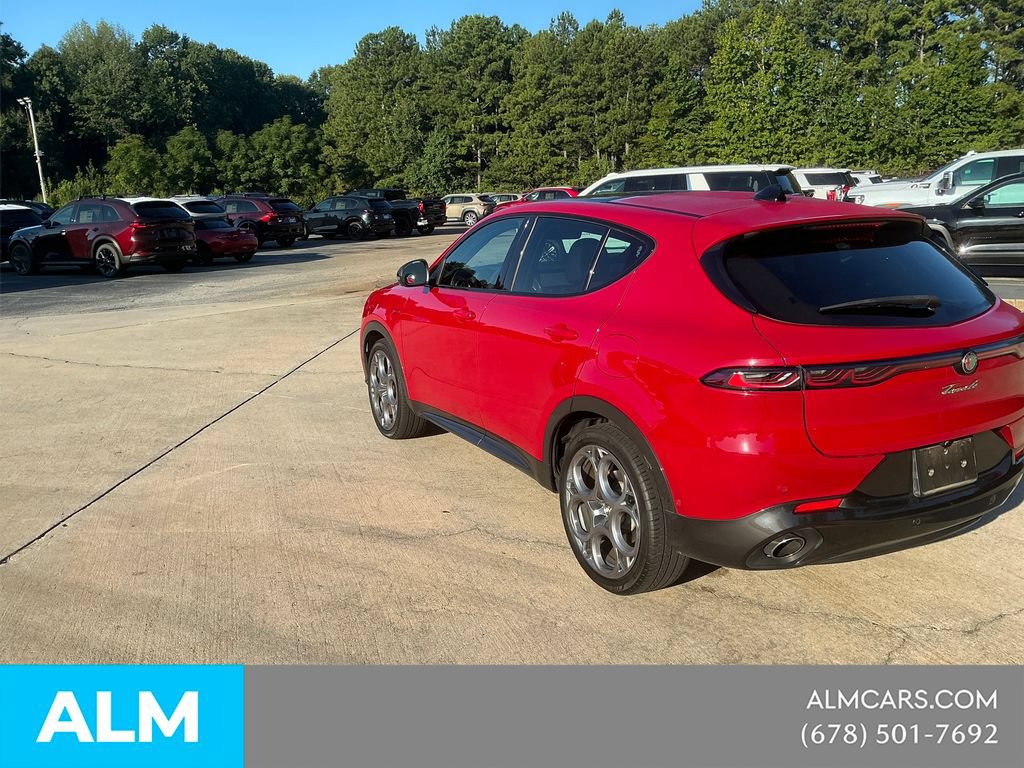 Used 2024 Alfa Romeo Tonale Veloce AWD/4WD image 7