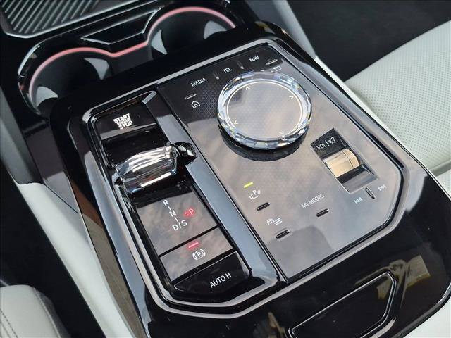 Certified 2026 BMW 540i xDrive AWD/4WD image 12