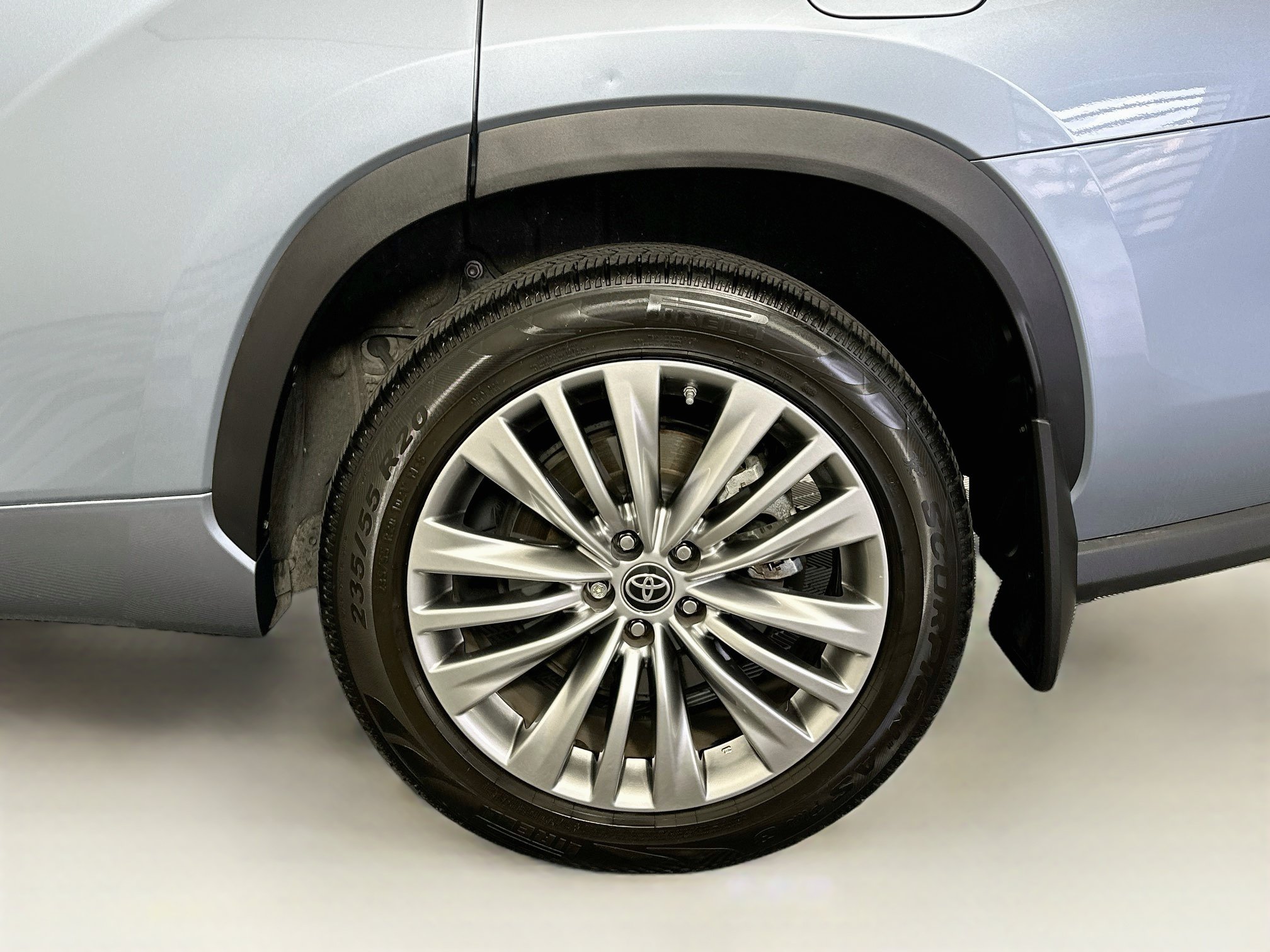 Used 2022 Toyota Highlander Platinum AWD/4WD image 11