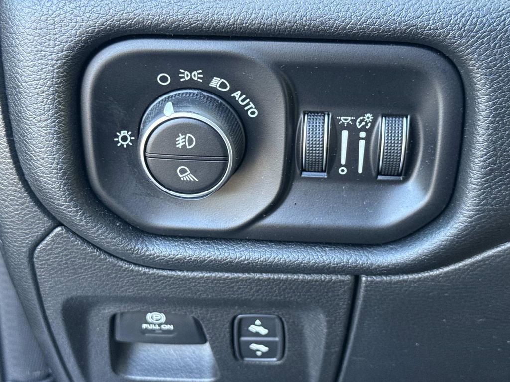 Used 2022 RAM 1500 Laramie image 13
