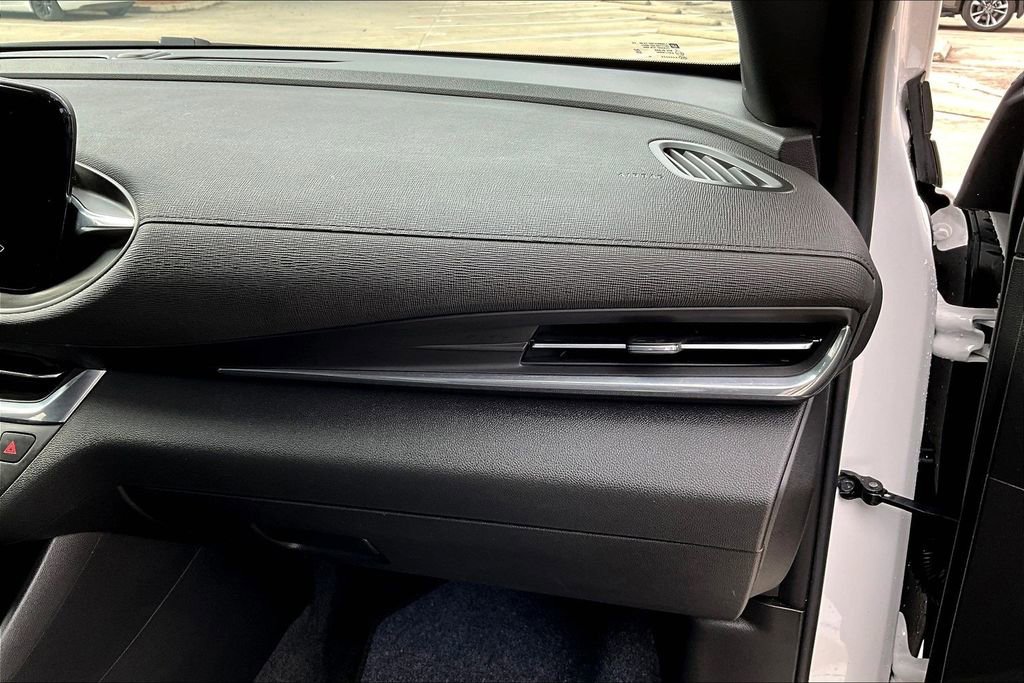 Used 2024 Buick Envista Preferred w/ Convenience II Package image 19