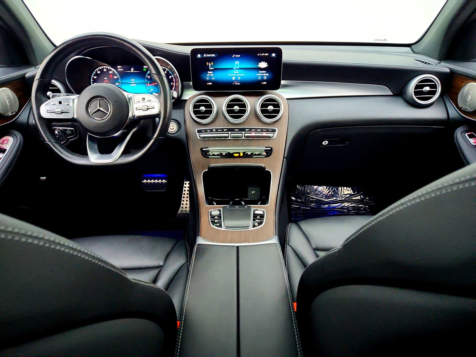 Certified 2023 Mercedes-Benz GLC 300 4MATIC Coupe image 19