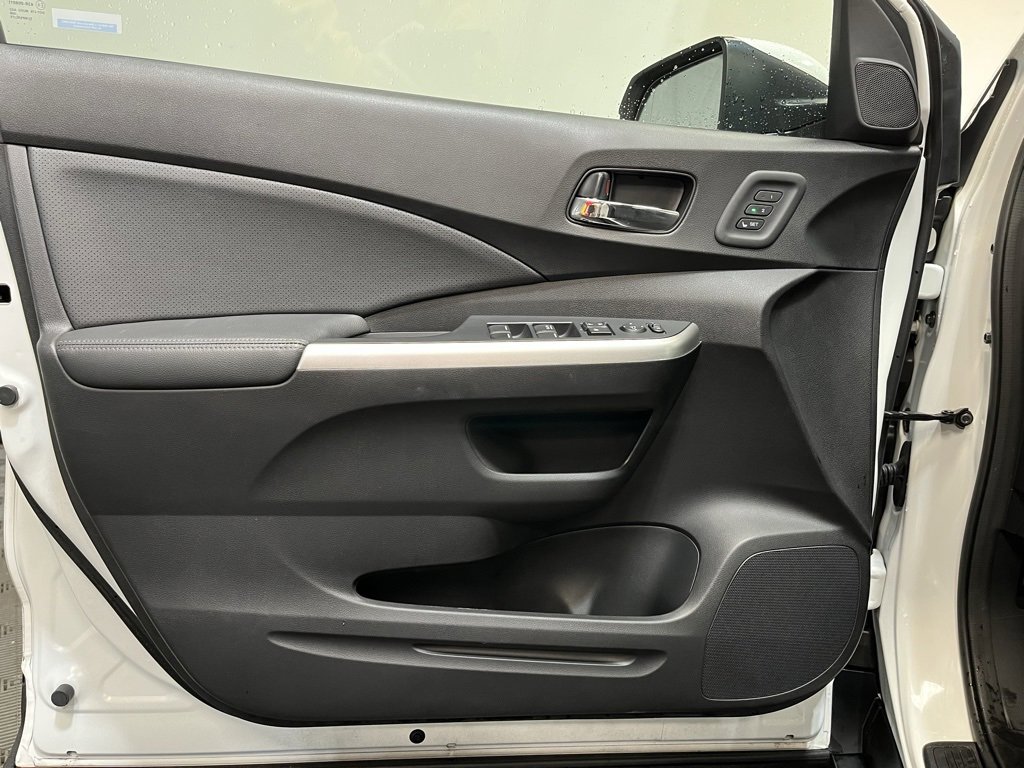 Used 2016 Honda CR-V Touring image 13