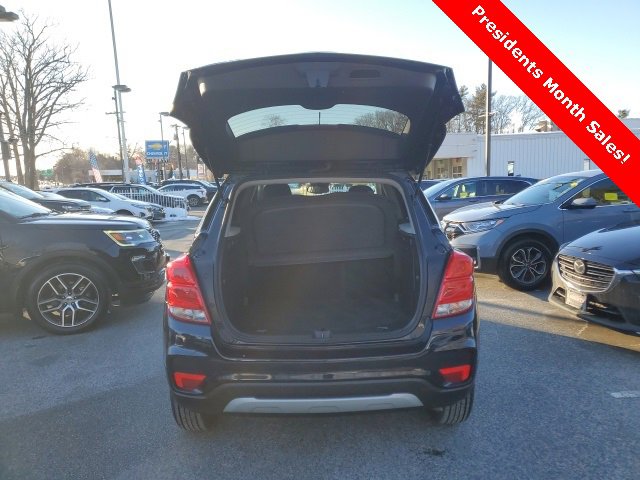 Used 2022 Chevrolet Trax LT w/ LT Convenience Package image 20