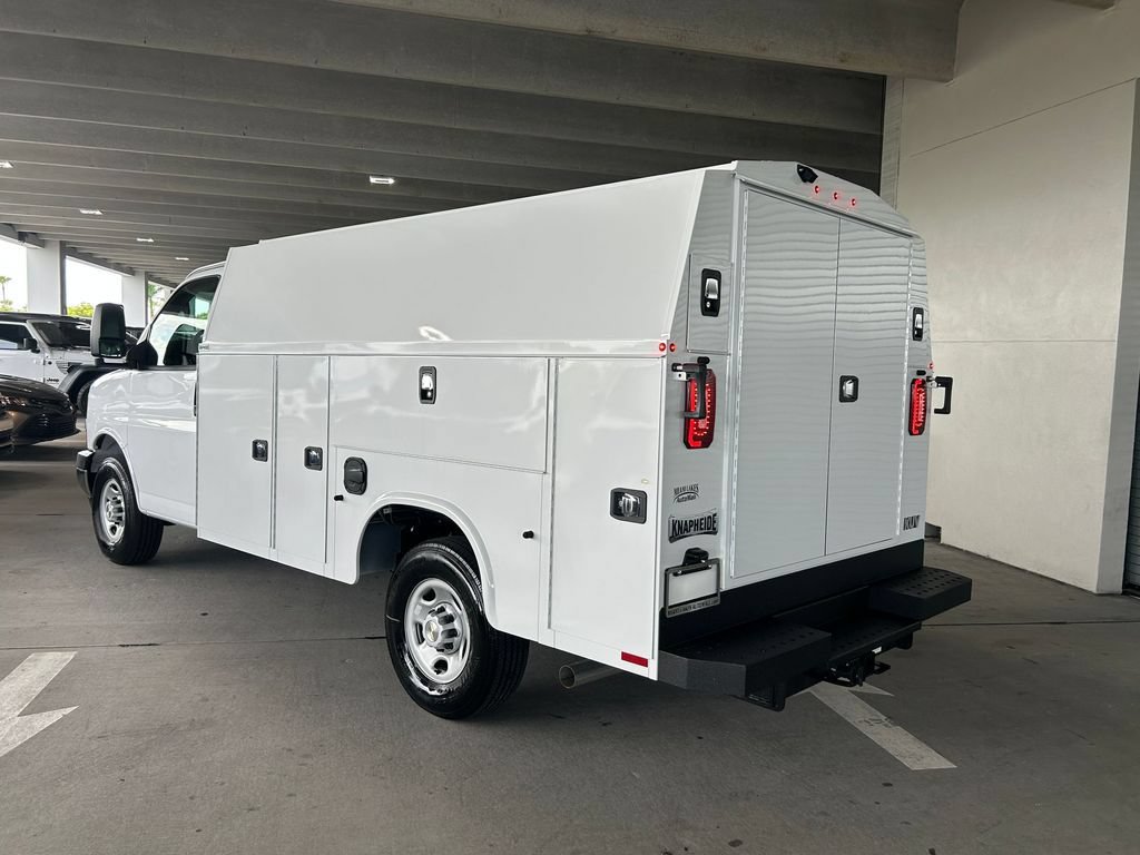 New 2026 Chevrolet Express 3500 w/ Power Convenience Package RWD image 8