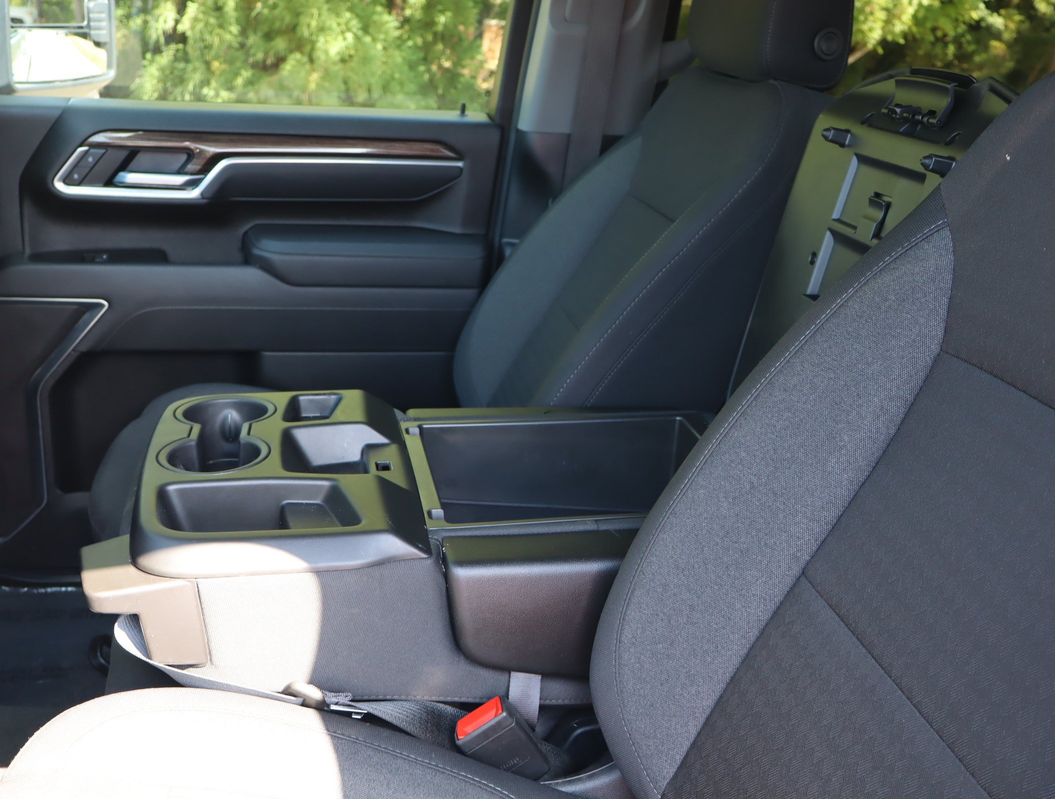 Used 2025 Chevrolet Silverado 2500 LT w/ Convenience Package AWD/4WD image 36