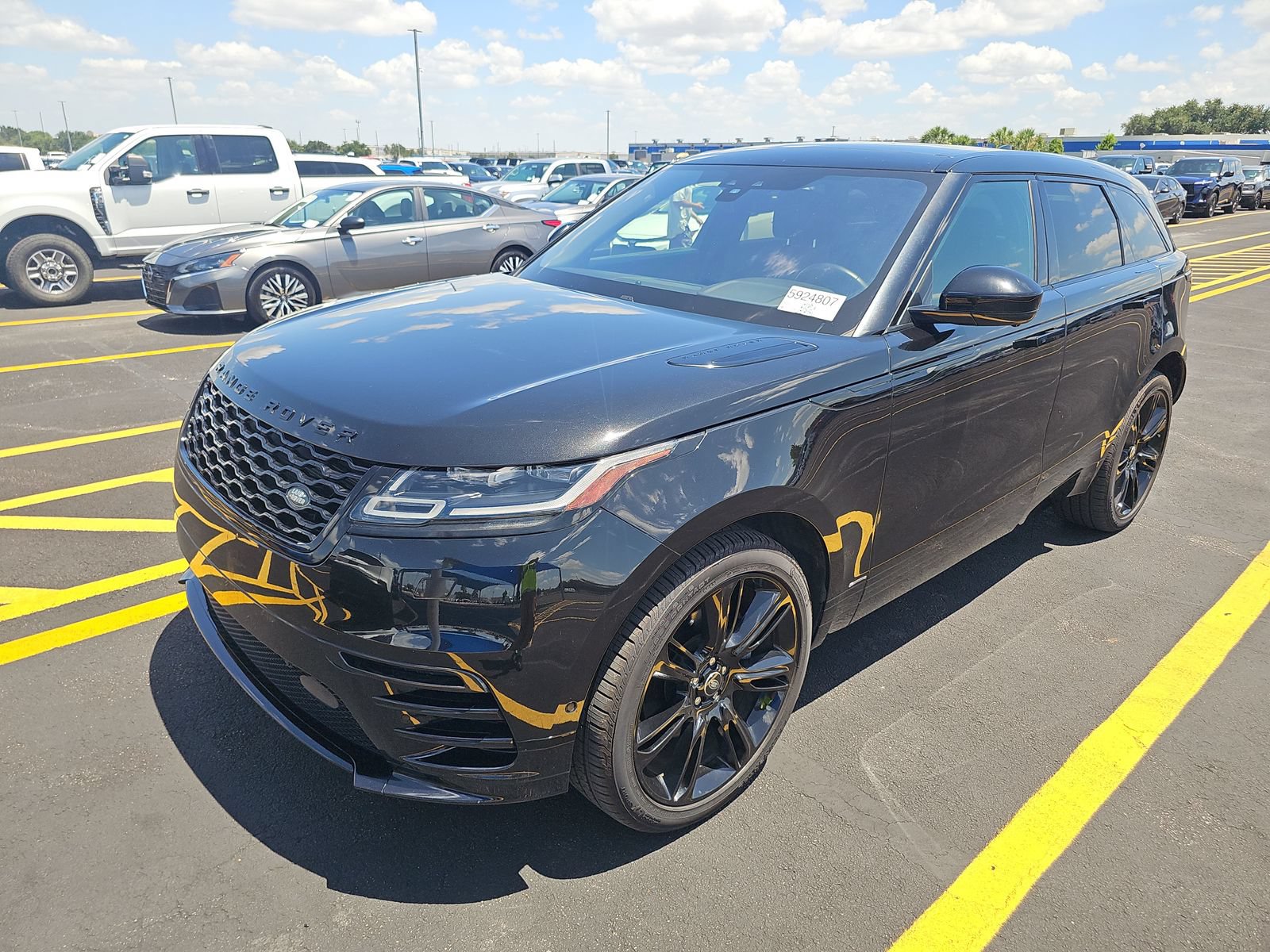 Used 2019 Land Rover Range Rover Velar R-Dynamic HSE AWD/4WD video 2