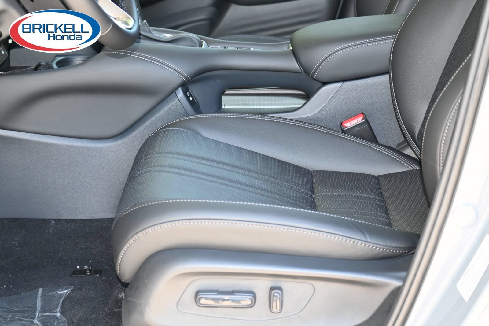 New 2027 Honda HR-V EX-L image 15