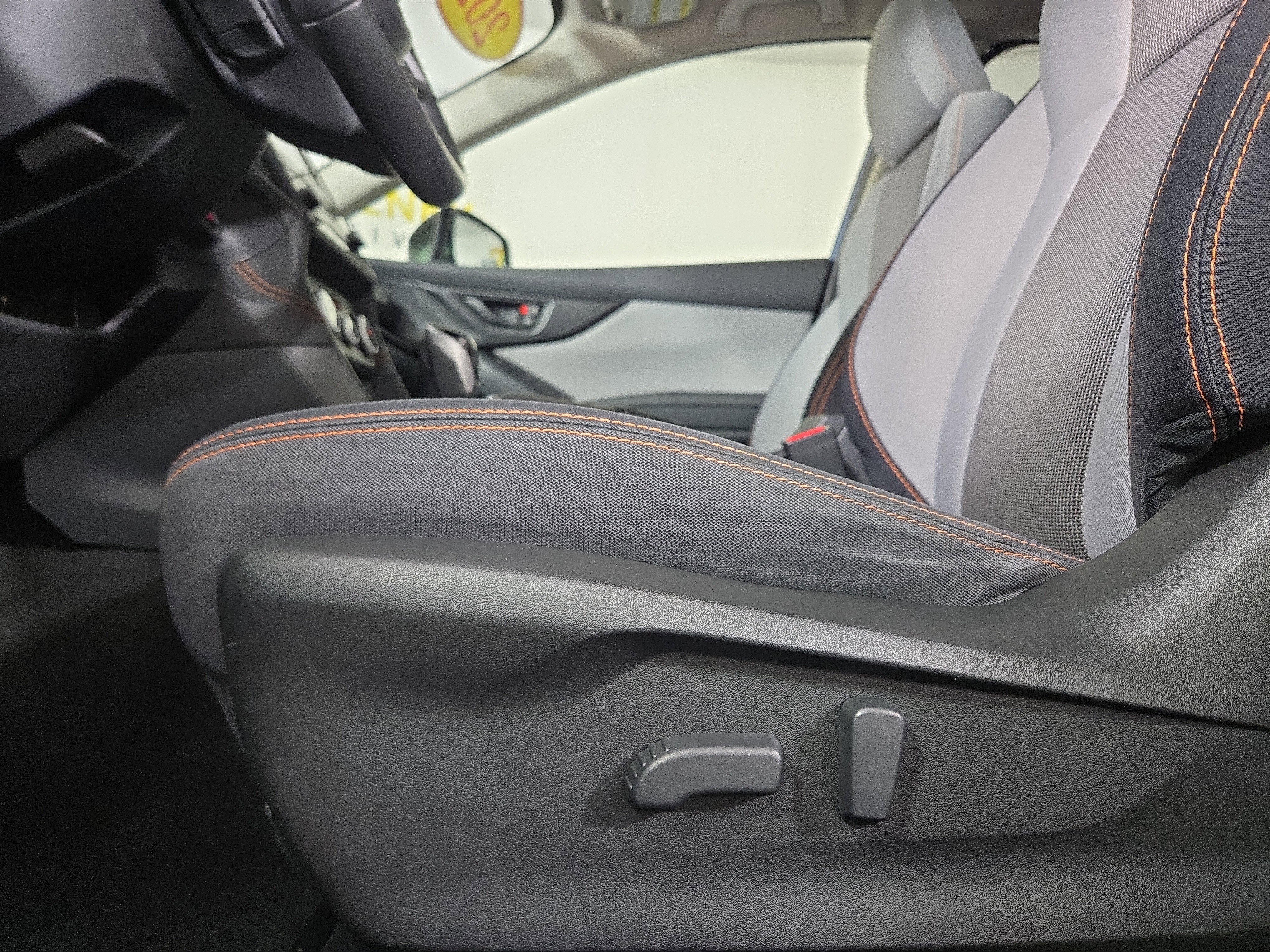 Used 2020 Subaru Crosstrek 2.0i Premium w/ Moonroof Package 2 image 29