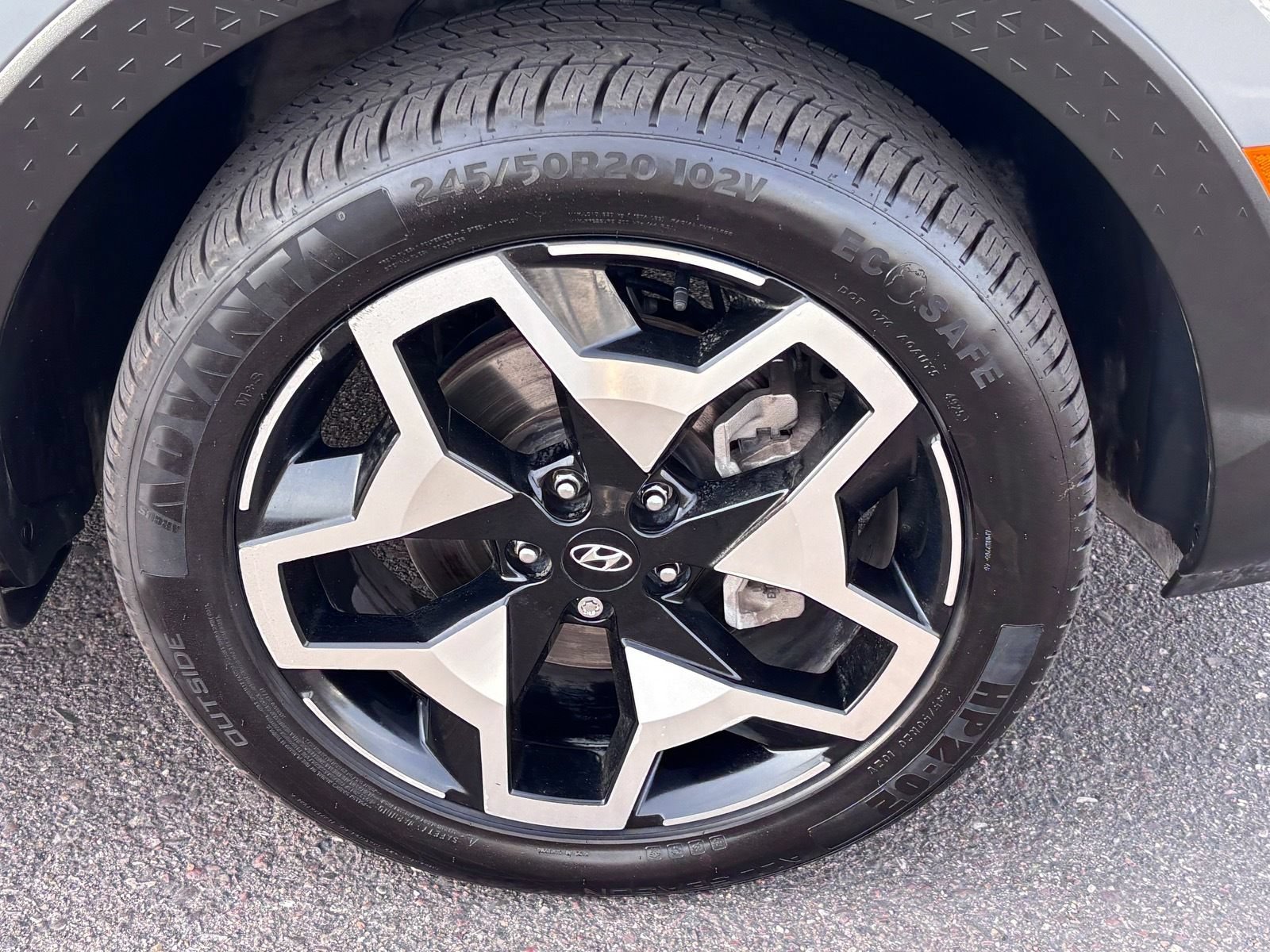 Used 2023 Hyundai Santa Cruz Limited AWD/4WD image 11