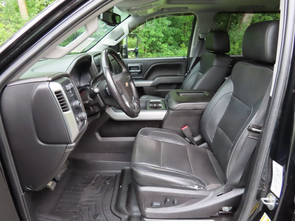 Certified 2019 Chevrolet Silverado 2500 LTZ w/ Custom Sport Edition AWD/4WD image 28