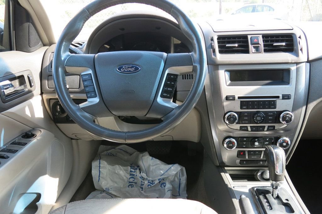 Used 2010 Ford Fusion SEL AWD/4WD image 18