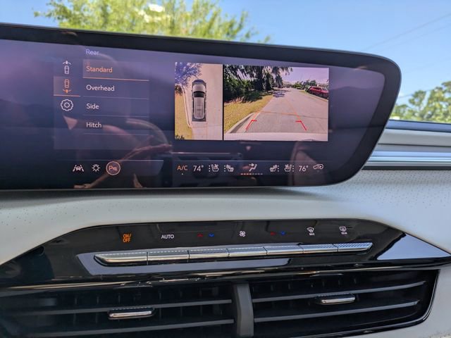 New 2026 Buick Enclave Avenir FWD image 28