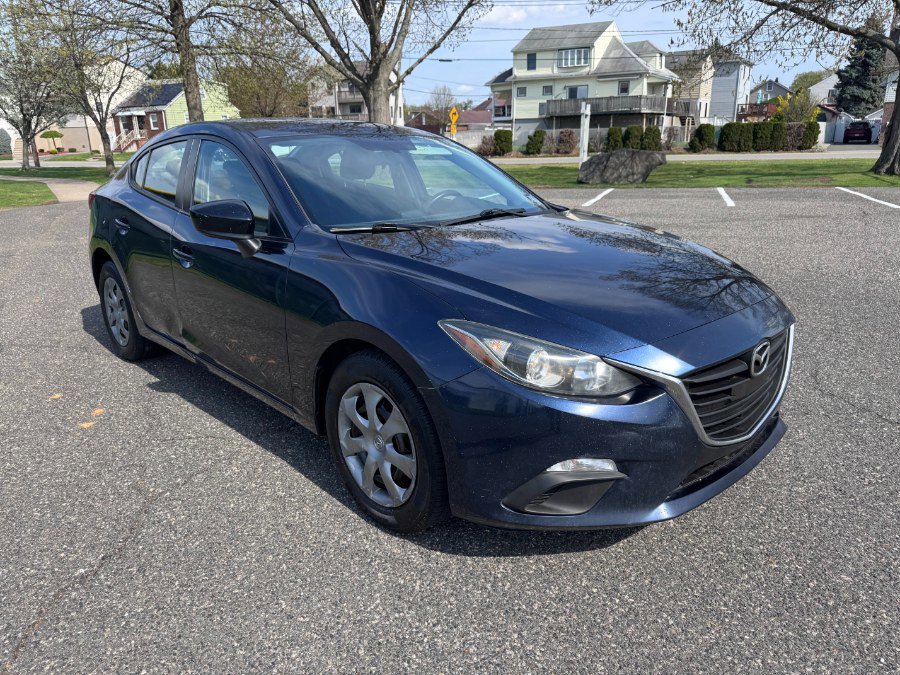 Used 2015 MAZDA MAZDA3 i SV FWD image 1