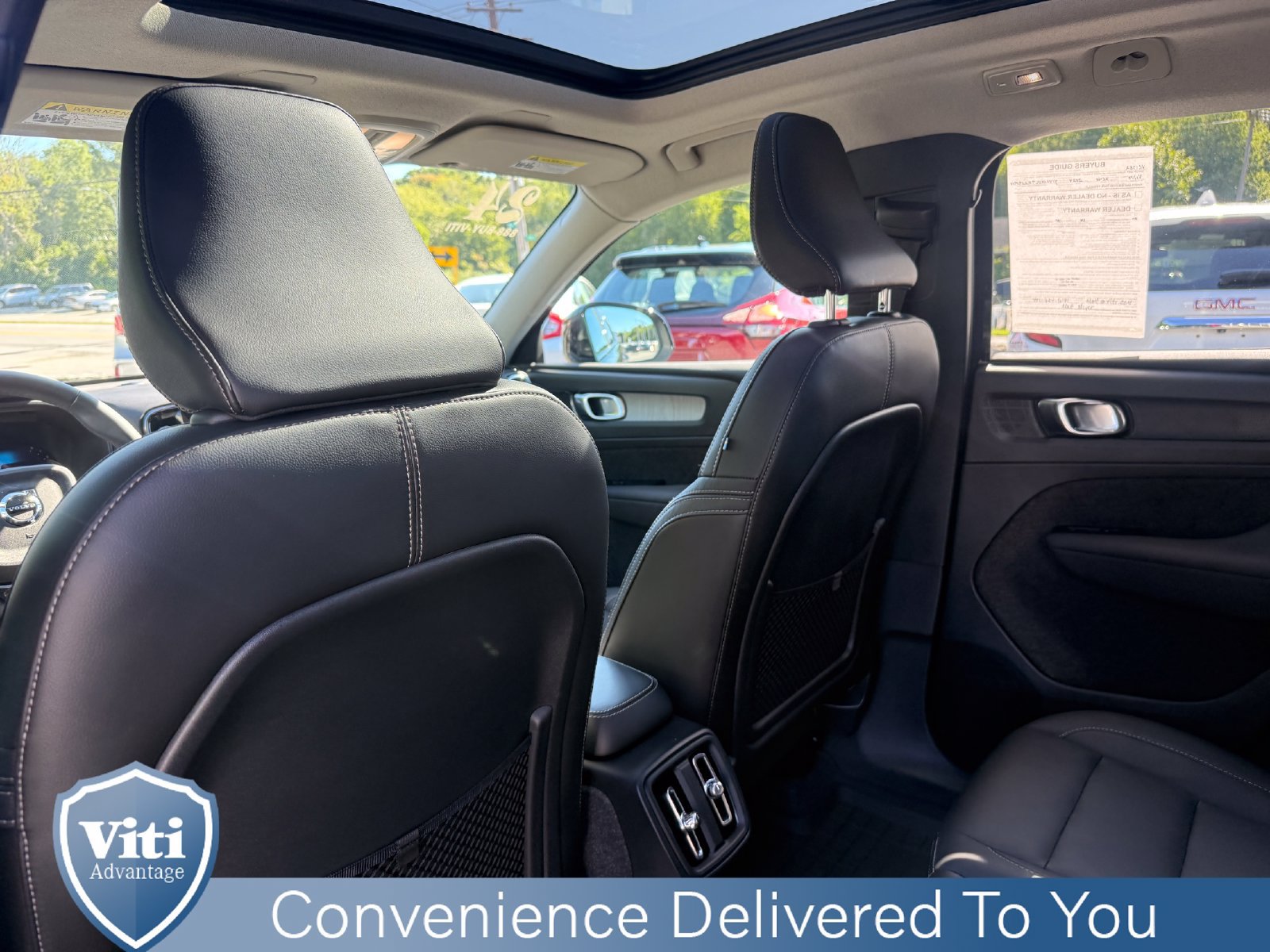 Certified 2024 Volvo XC40 B5 Plus w/ Protection Package Premier AWD/4WD image 20