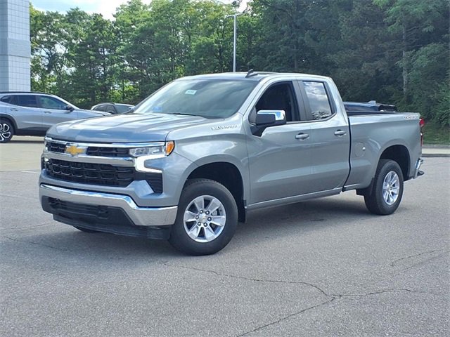 New 2026 Chevrolet Silverado 1500 LT w/ LPO, Dark Essentials Package image 3
