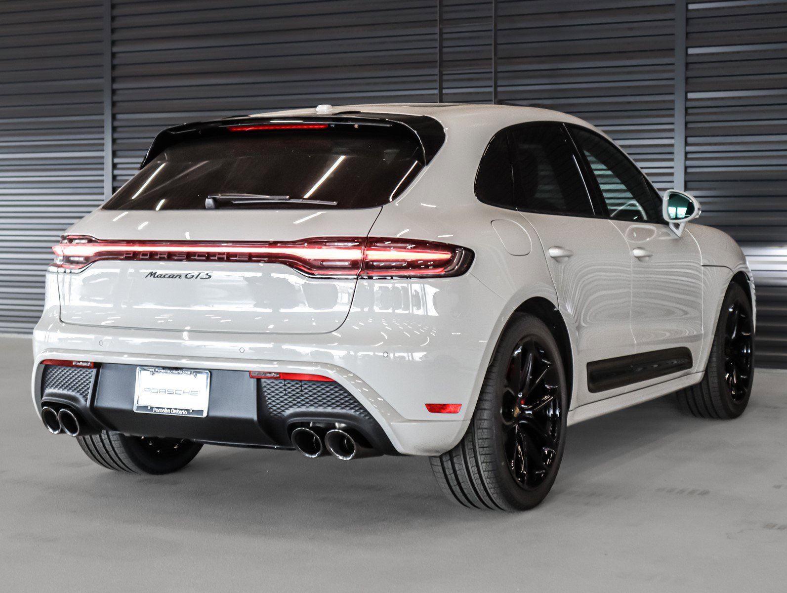 New 2026 Porsche Macan GTS image 10