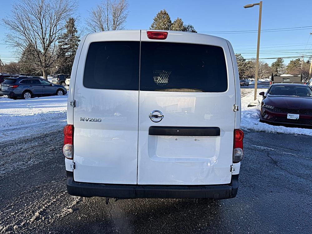 Used 2014 Nissan NV200 S w/ Back Door Glass Package image 4