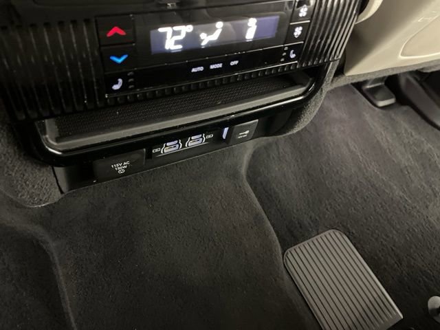 Used 2024 Jeep Wagoneer L Series II w/ Flexible Seating Group image 46