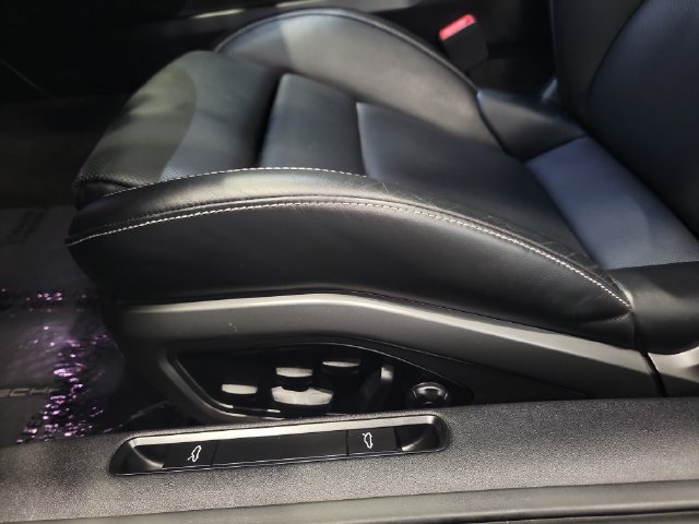 Used 2022 Porsche 911 Turbo S AWD/4WD image 21