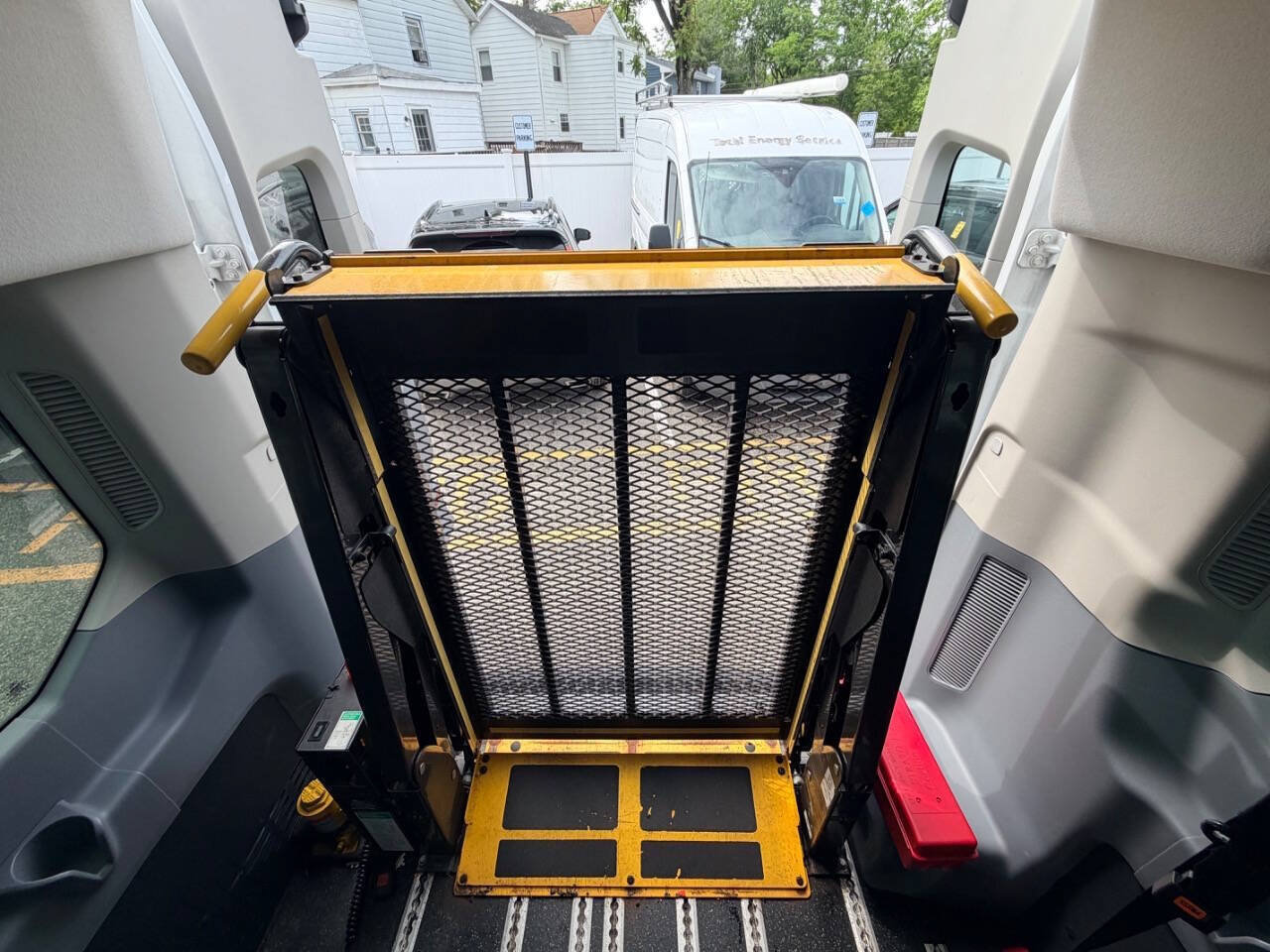 Used 2016 Ford Transit 350 XL RWD image 51