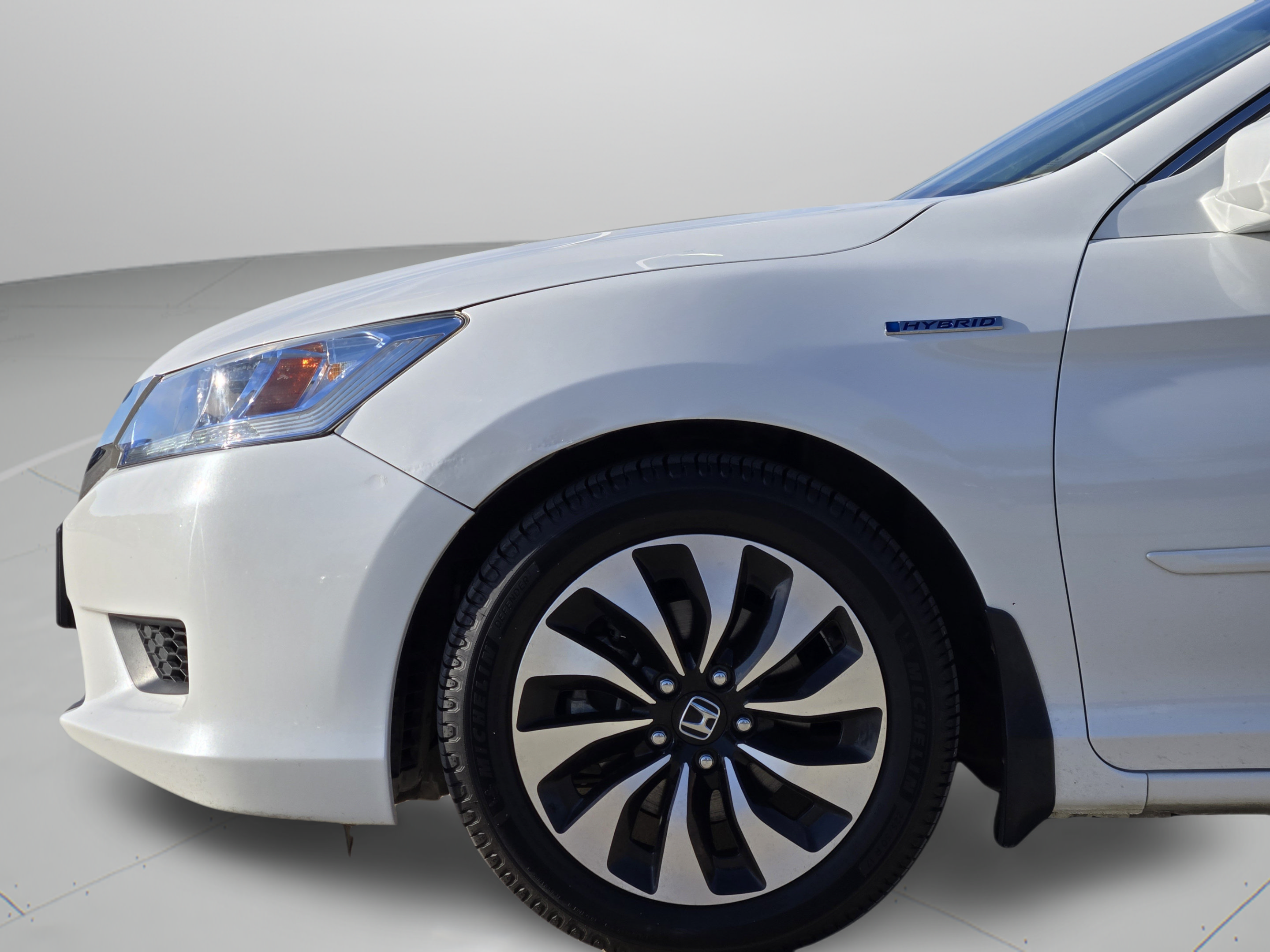 Used 2015 Honda Accord Touring image 31