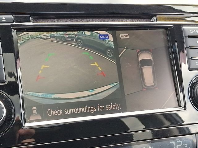 Used 2018 Nissan Rogue SV w/ Sun & Sound Touring Package image 19