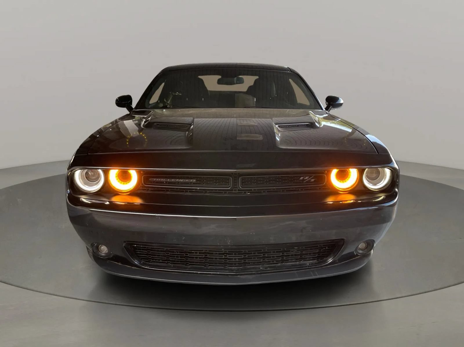 Used 2018 Dodge Challenger R/T w/ Blacktop Package RWD image 13
