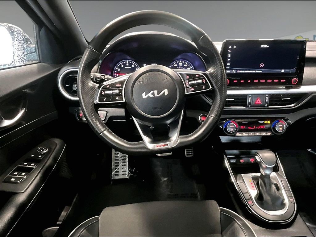 Used 2023 Kia Forte GT-Line w/ GT-Line Premium Package image 18