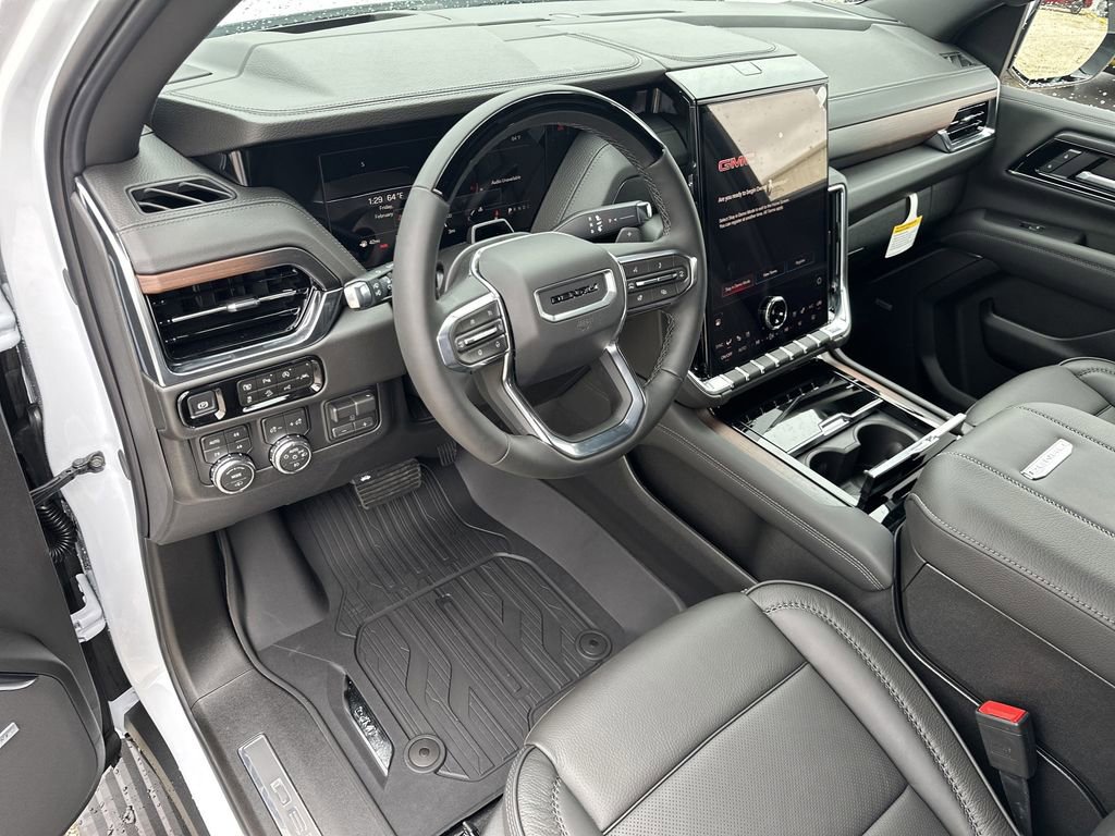 New 2026 GMC Yukon Denali w/ Denali Reserve Package image 13
