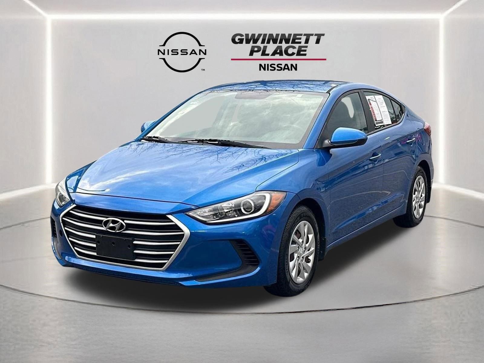 Used 2017 Hyundai Elantra SE image 1