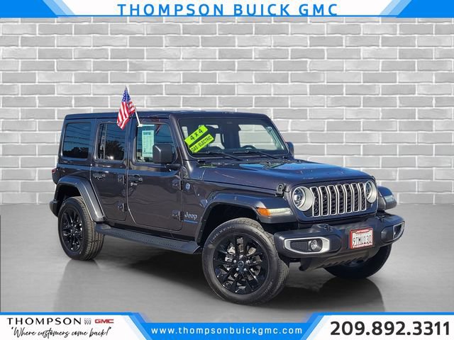 Used 2025 Jeep Wrangler Unlimited Sahara AWD/4WD image 1
