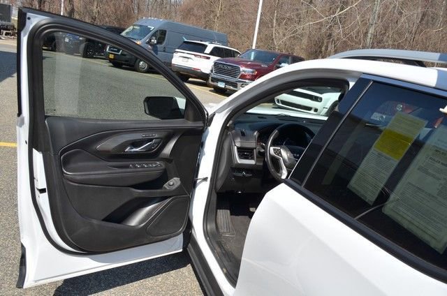 Used 2022 GMC Terrain SLT AWD/4WD image 15