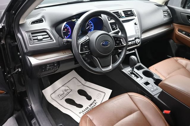Used 2019 Subaru Outback 2.5i Touring w/ Popular Package #3A AWD/4WD image 9
