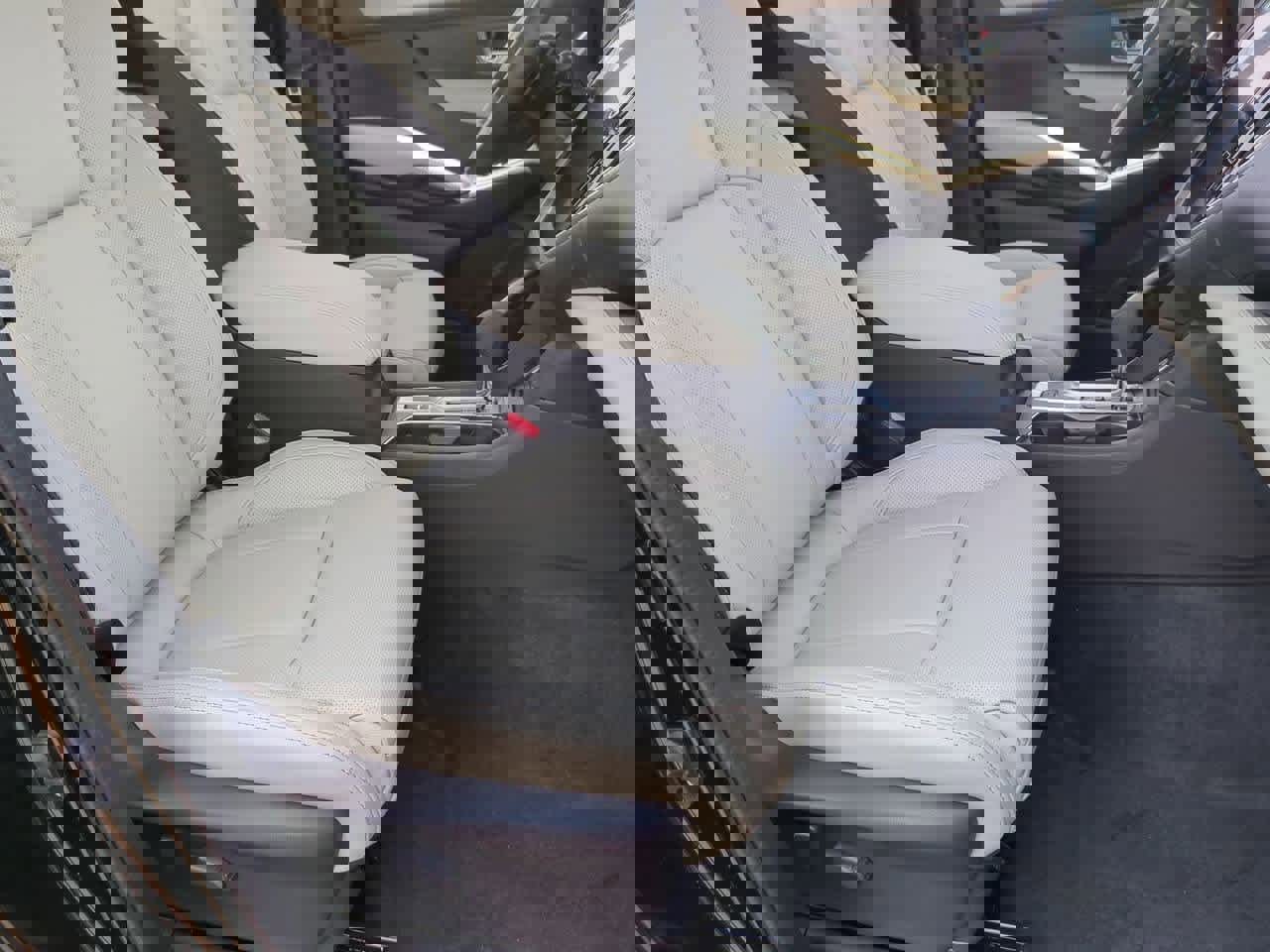 Used 2025 Subaru Ascent Limited image 22