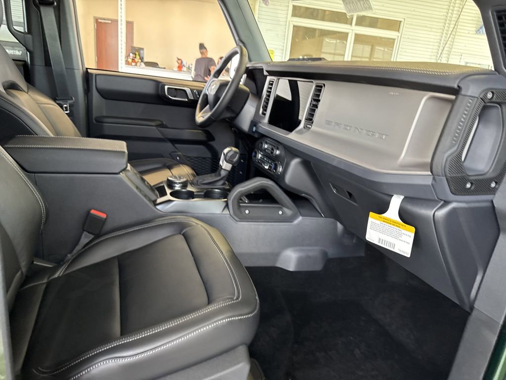 New 2025 Ford Bronco Outer Banks w/ Sasquatch Package image 12