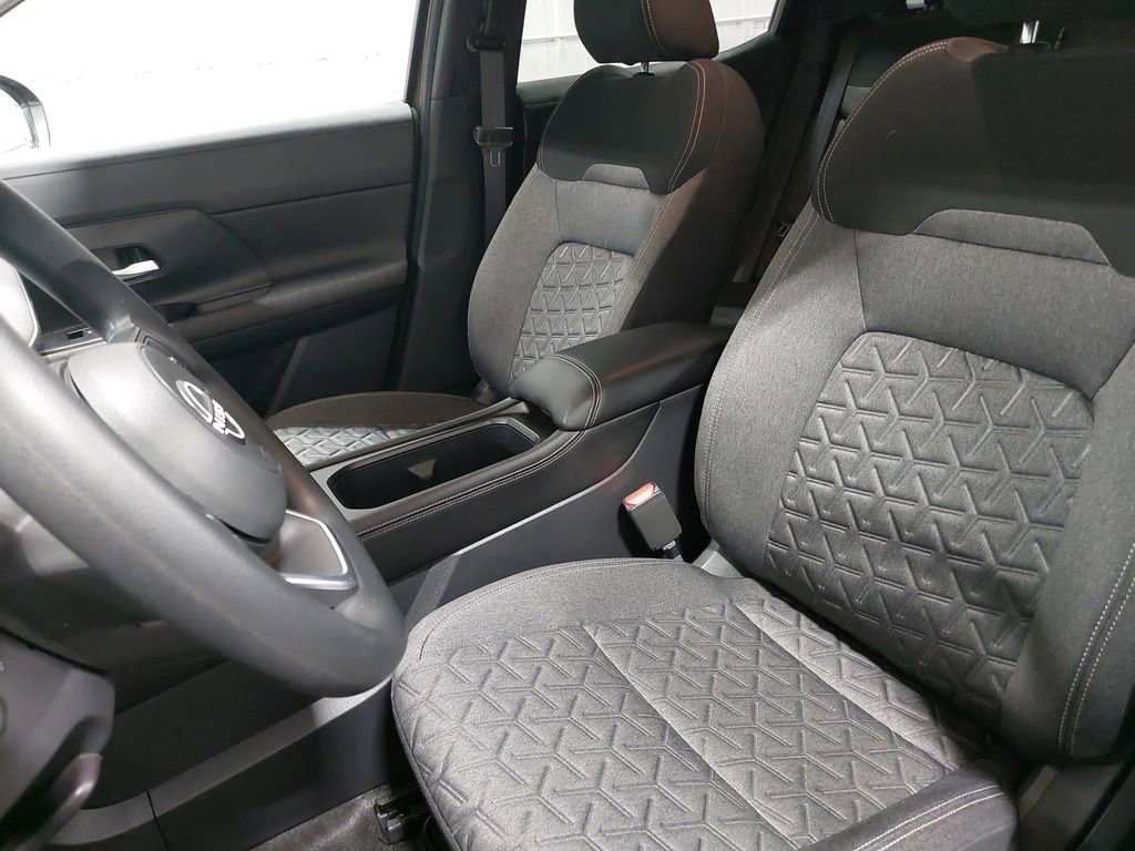 Certified 2025 Nissan Kicks SV image 14