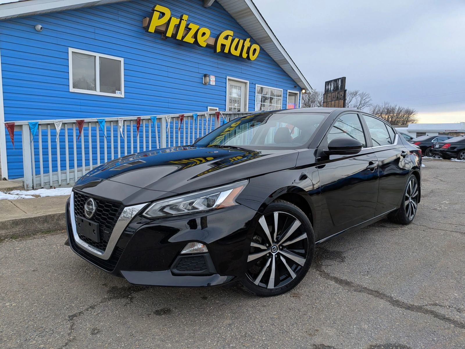 Used 2022 Nissan Altima 2.0 SR image 2