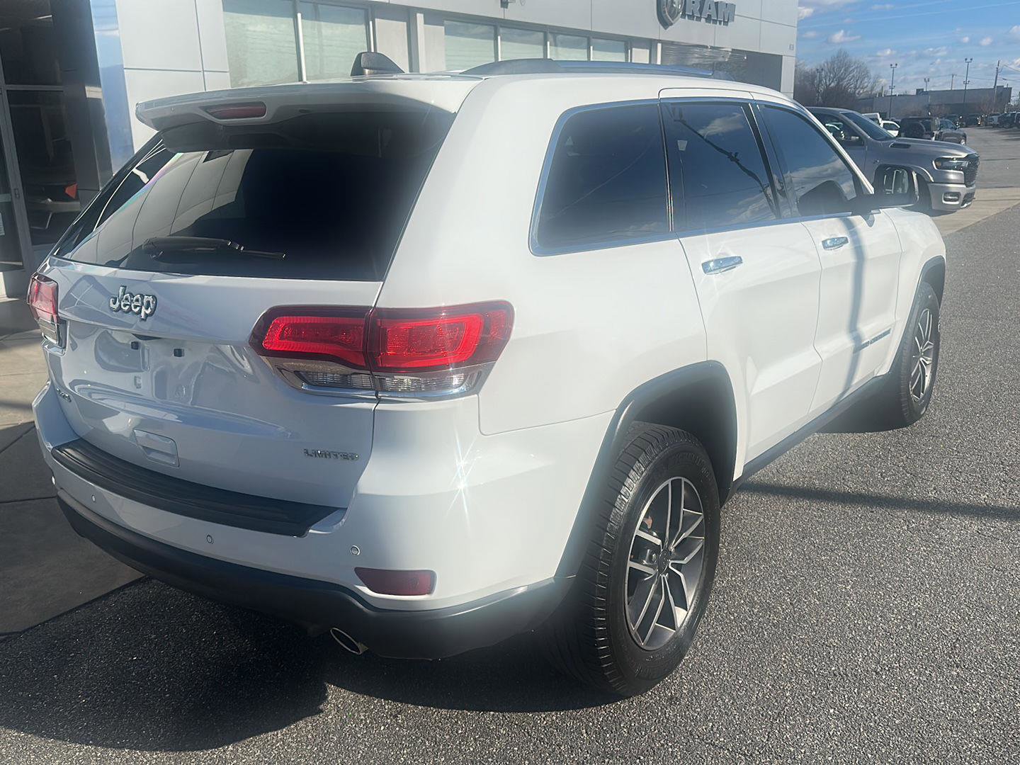 Used 2020 Jeep Grand Cherokee Limited image 9