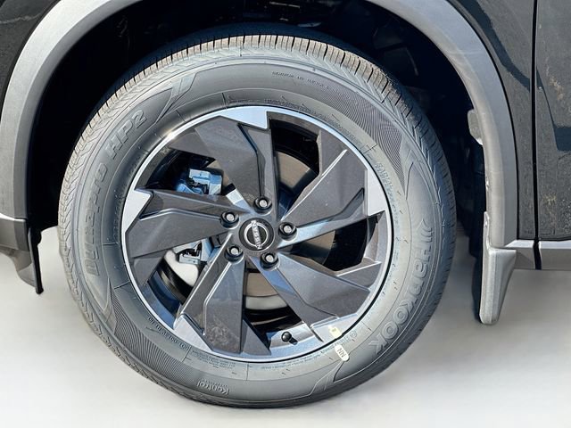 New 2026 Nissan Rogue SV w/ SV Premium Package image 5