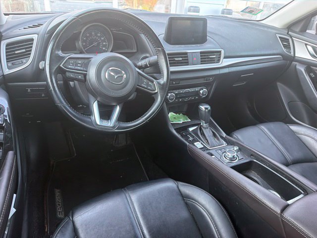 Used 2017 MAZDA MAZDA3 Touring FWD image 19