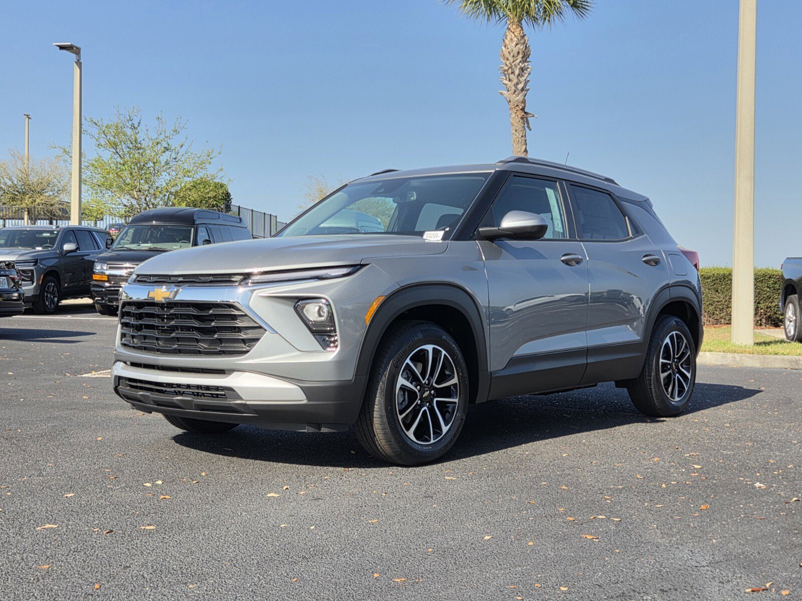 New 2026 Chevrolet TrailBlazer LT w/ Convenience Package FWD image 2