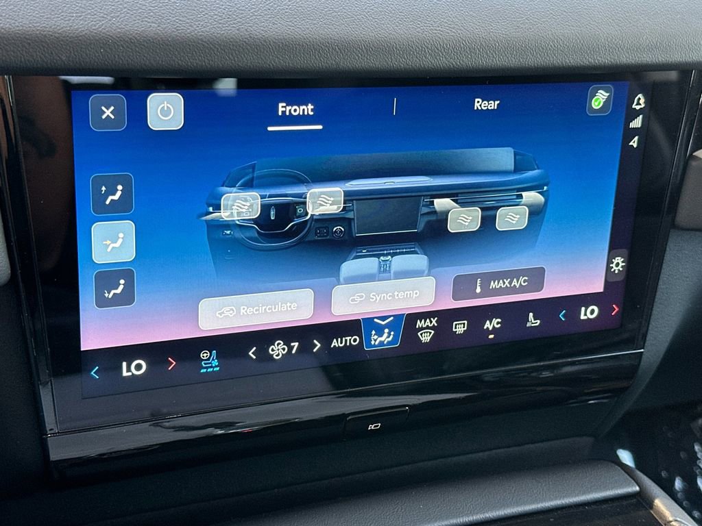 Certified 2025 Lincoln Navigator Reserve image 19