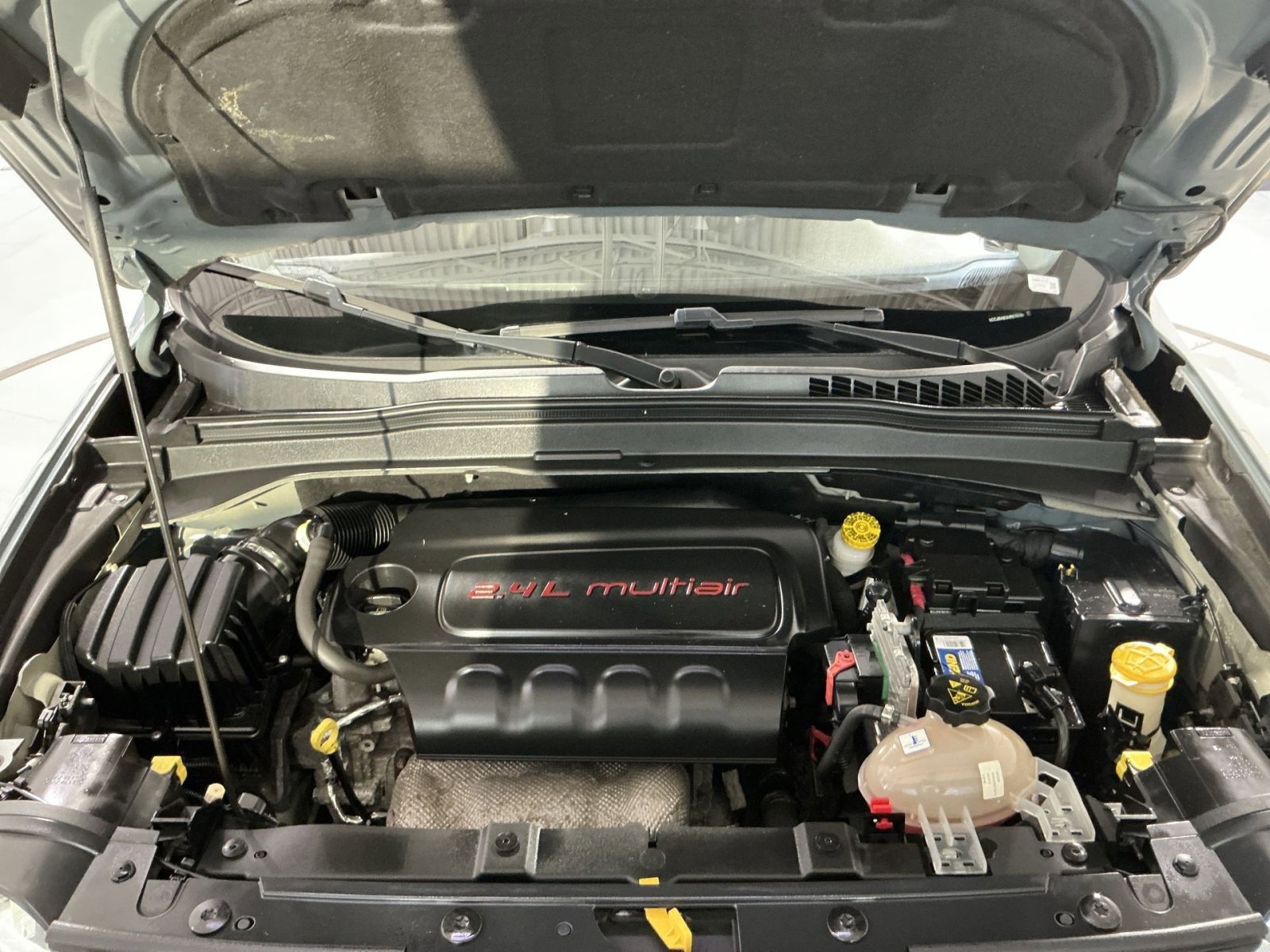 Used 2017 Jeep Renegade Sport w/ Power & Air Group image 34